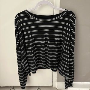 Striped mid/crop top